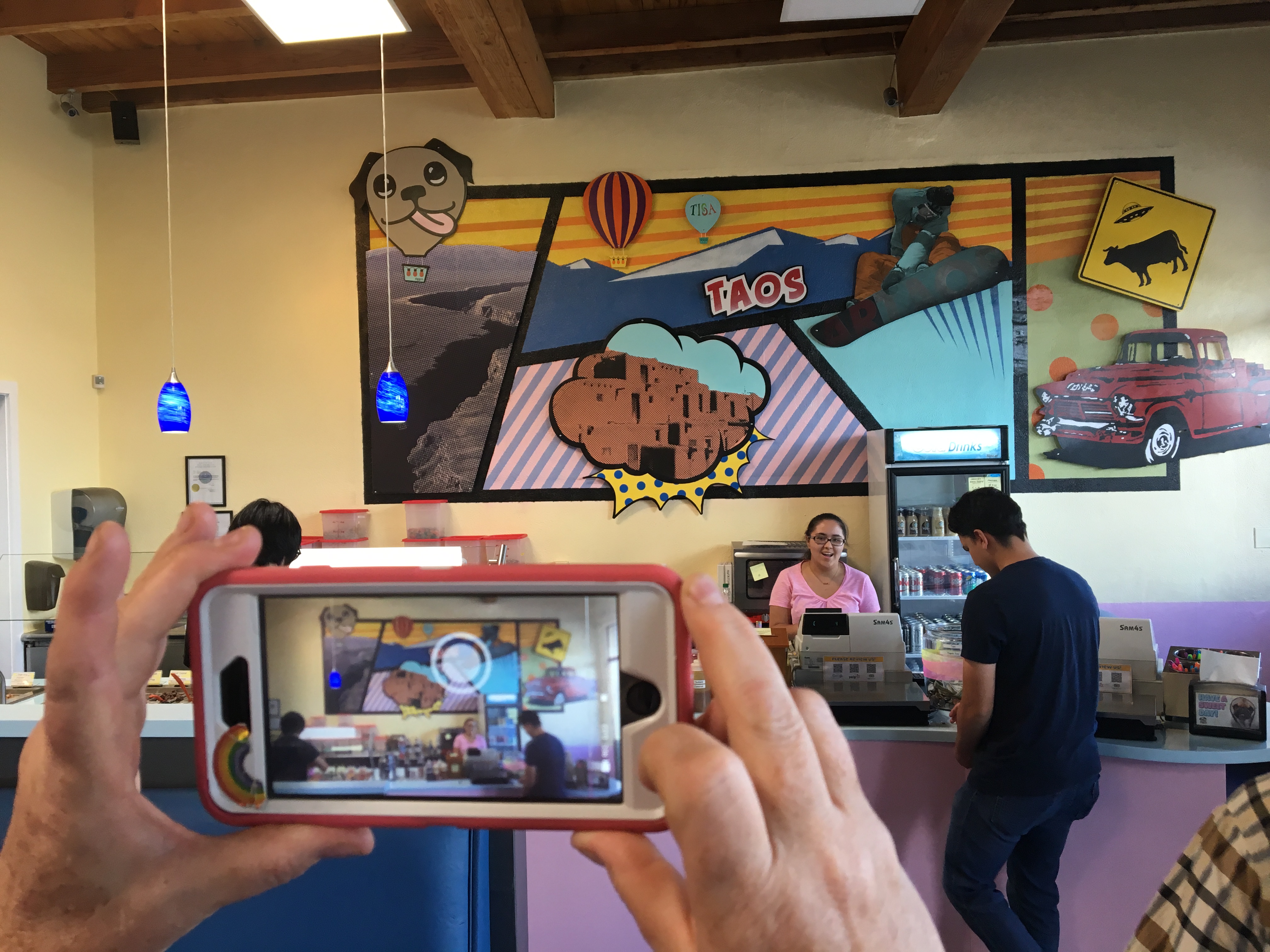 ARTAOS + TISA: Augmented Reality Mural at Ziggy’s Frozen Yogurt Shop
